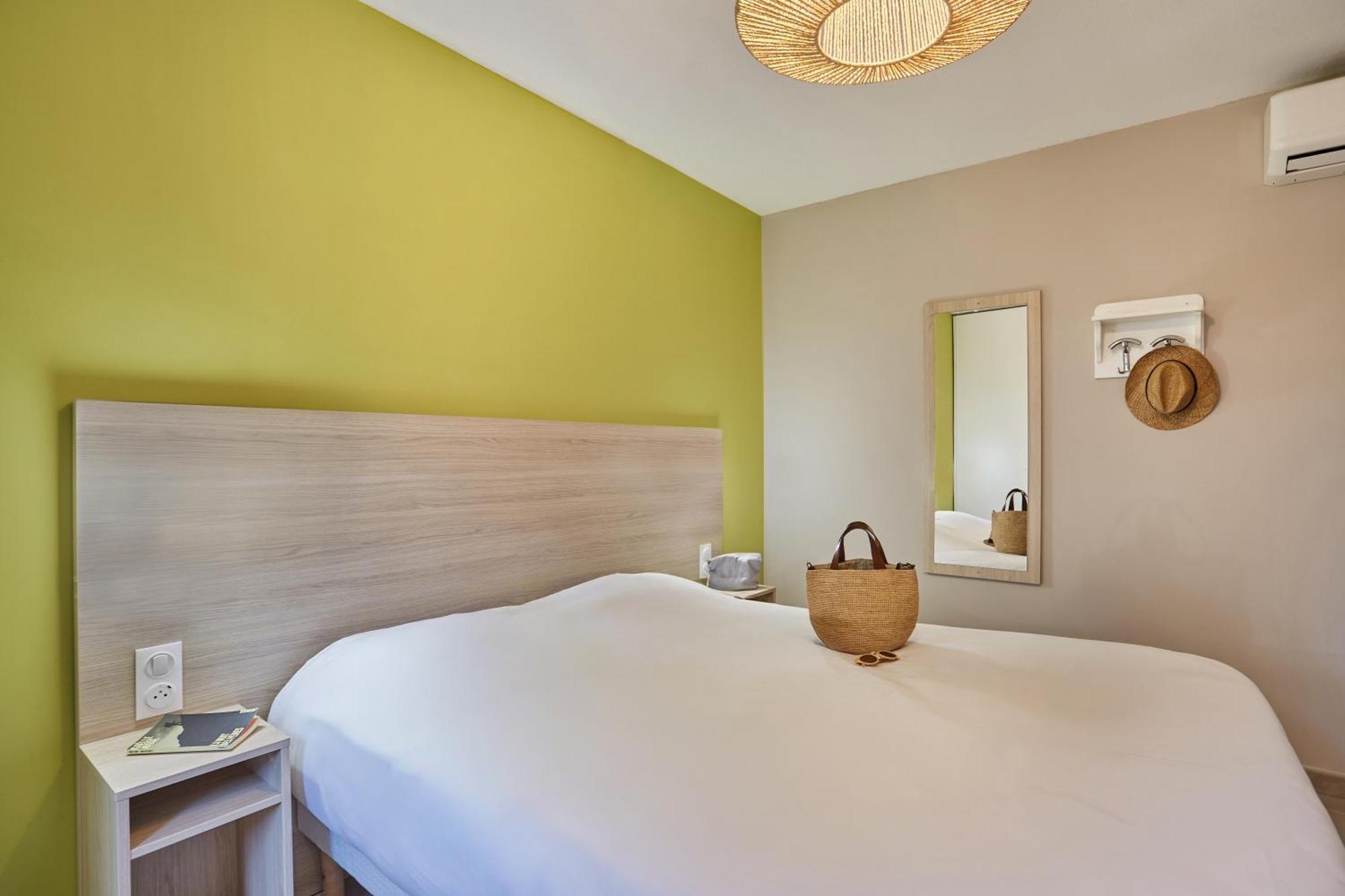 Residence Odalys Les Oceanides La Londe-les-Maures Ngoại thất bức ảnh